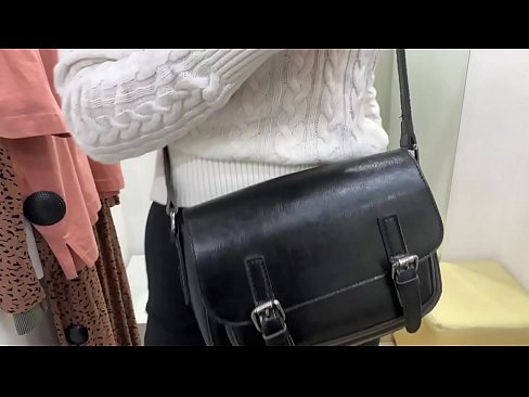 ❤️ Masturbación pública da nova cadela FeralBerry cun consolador no probatorio ️❌ Vídeo anal en % gl.storestarbucks.top % ️❤